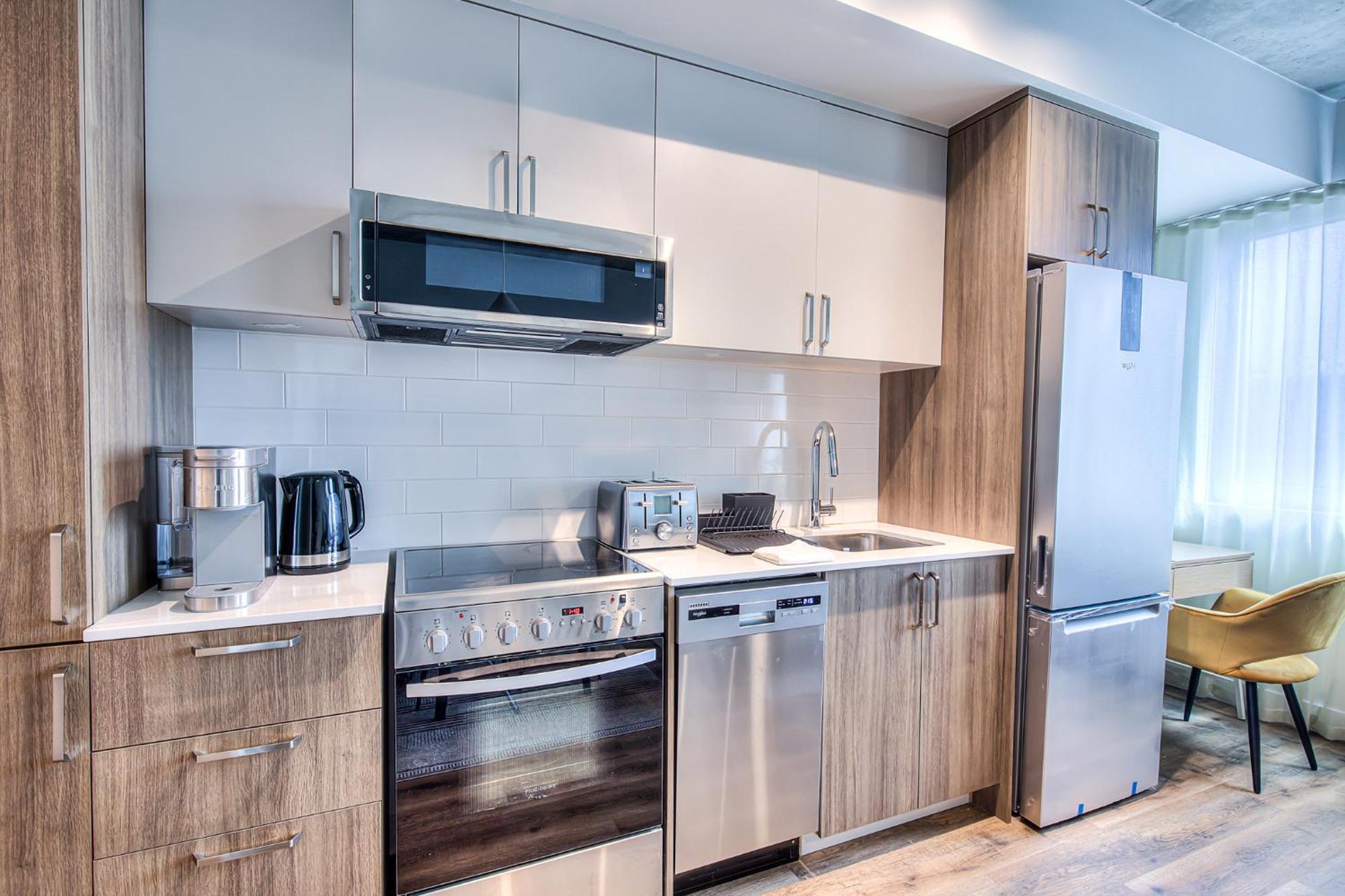 Appartement 2br+gym For Vip Corporate & Students Downtown Mtl