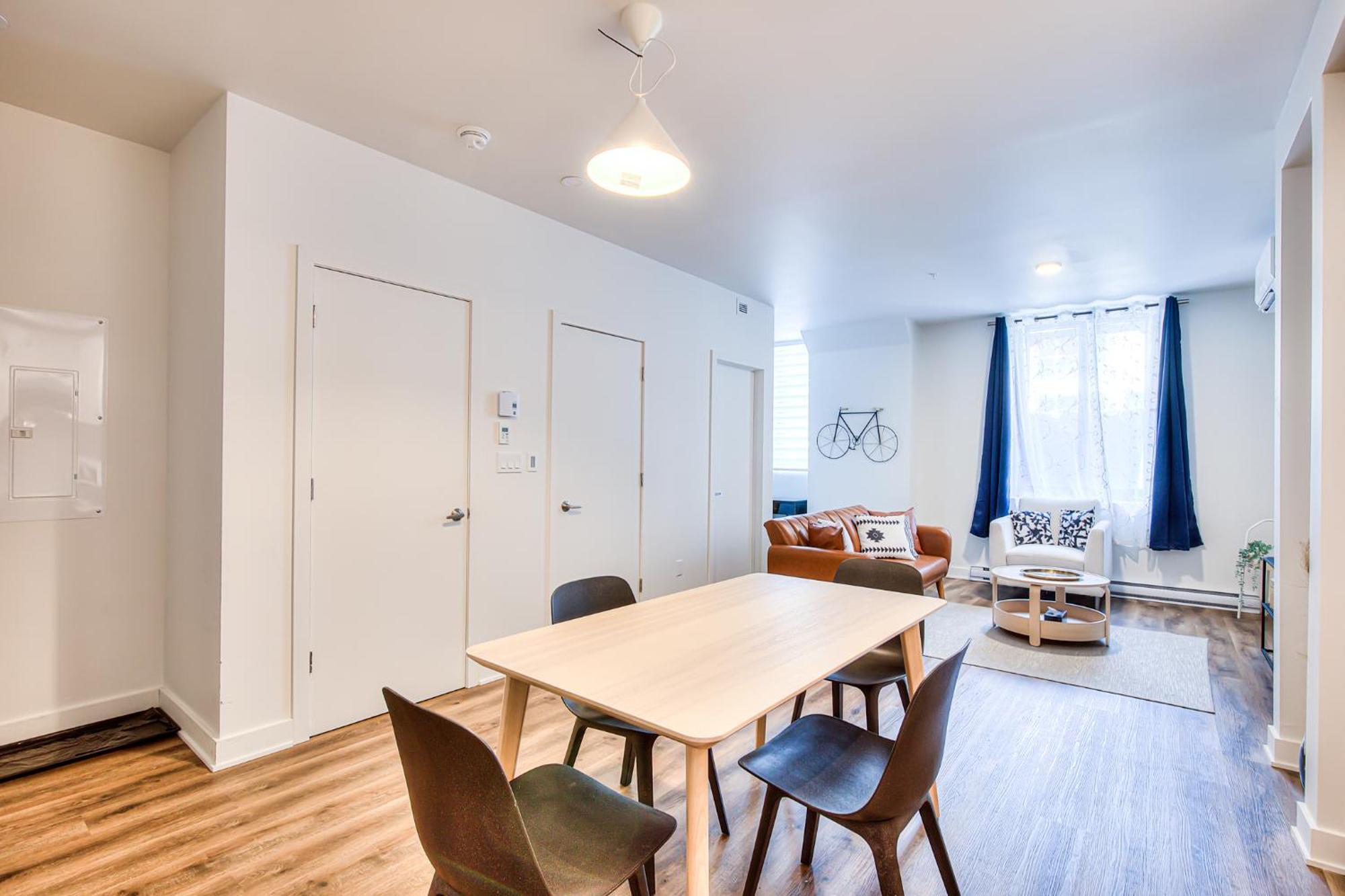 2br+gym For Vip Corporate & Students Downtown Mtl Montréal
