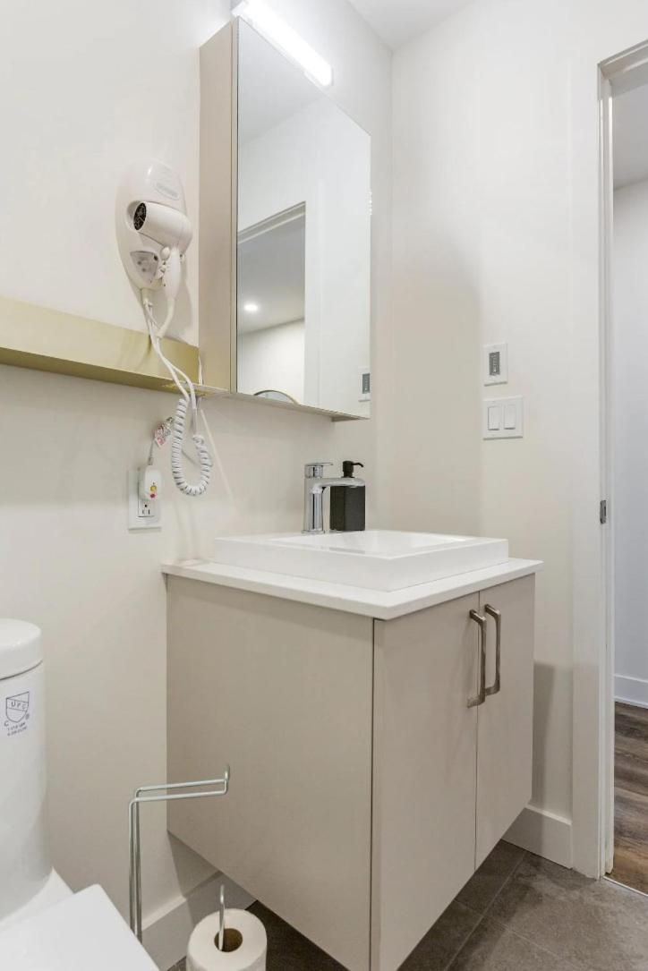 2br+gym For Vip Corporate & Students Downtown Mtl Appartement Montréal